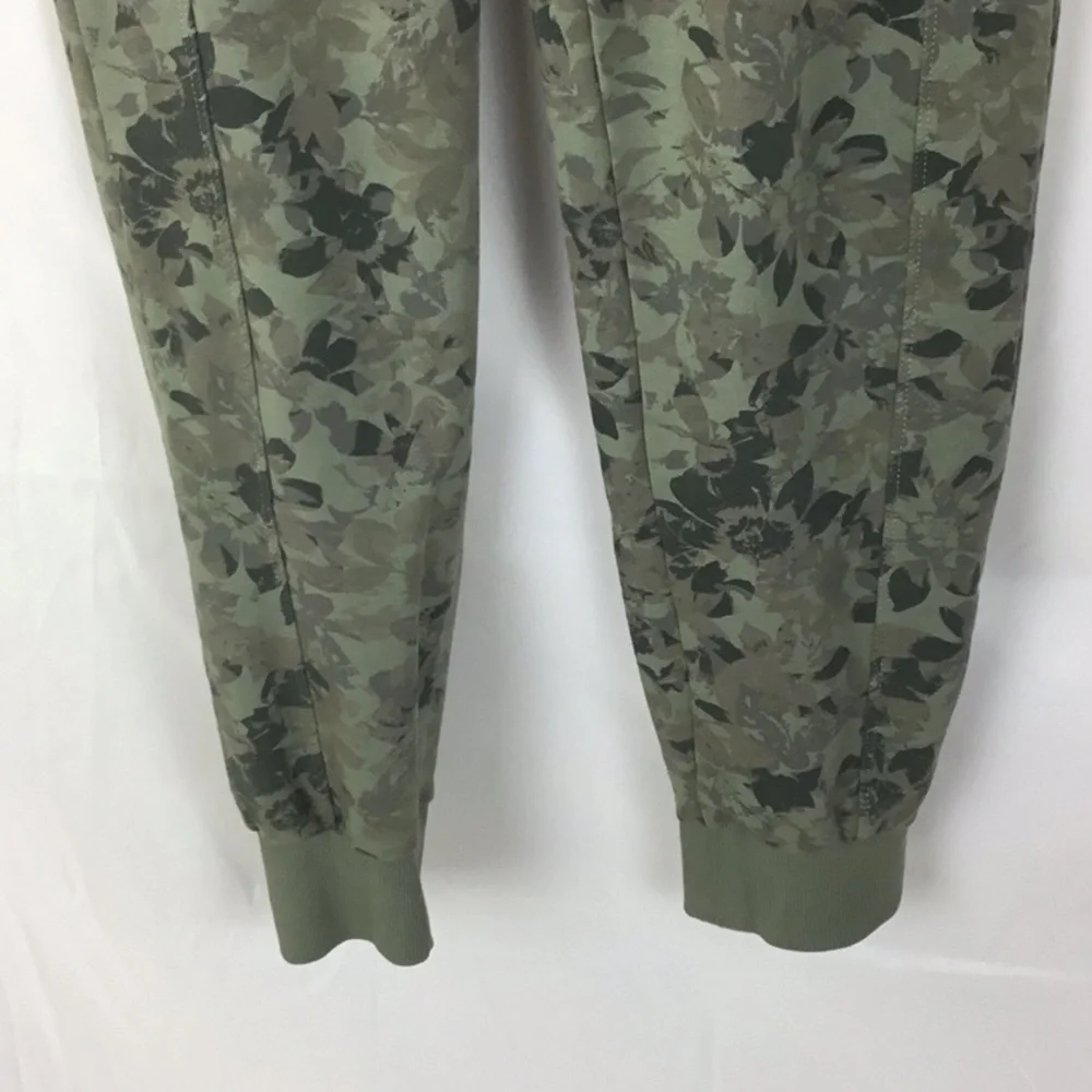 Anthropologie Saturday Sunday Green Floral Joggers - Picture 4 of 12